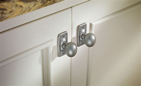 cabinet hardware pulls with backplates